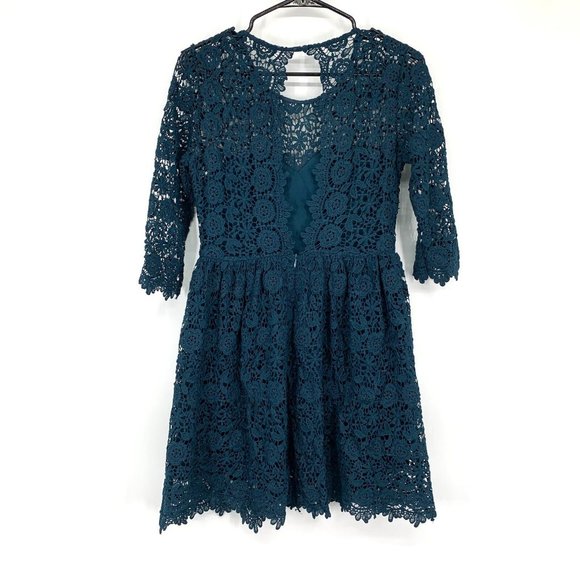 L'ATISTE by Amy Dress Blue Crochet Mini Open Back Fit Flare Lace - Picture 7 of 11